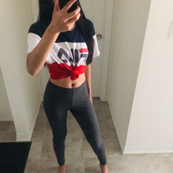 Fila Top - Picture 2 of 6